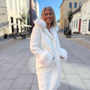 Fur Trim Shawl Coat – Winterwhite