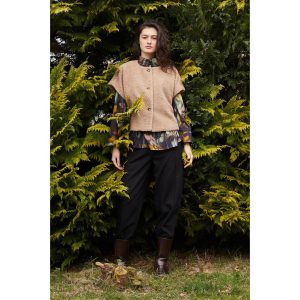 Teddy Vest – Mid Brown