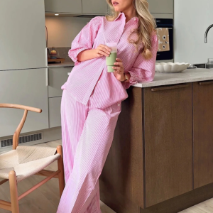 Amy Shirt – Pink Seersucker