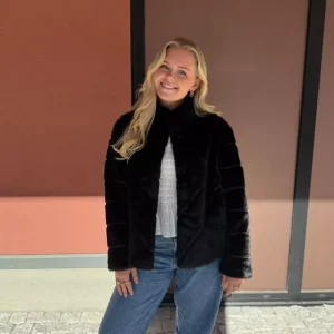 Sonja Fuskepels – Sort