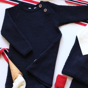 Joha kjole med treknapper i perlestrikk Navy