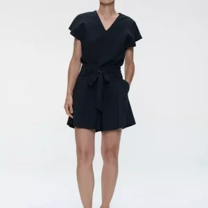 Yana Shorts Technical Jersey – Black